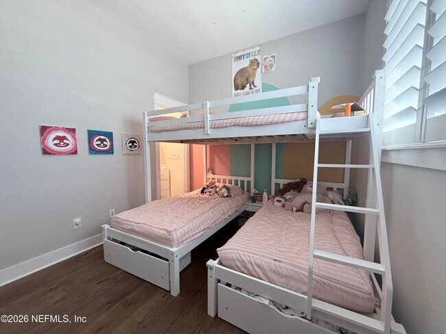 Building Photo - 161 Paradise Valley Dr