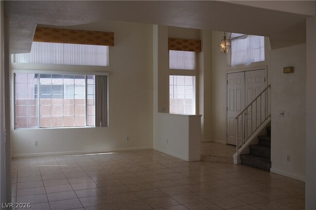 Building Photo - 2312 Reddon Cir