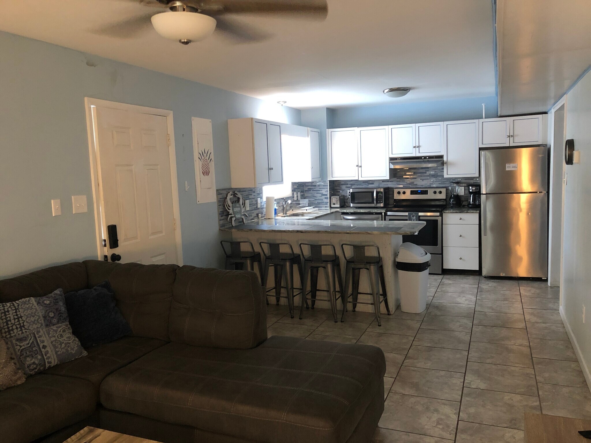 Building Photo - 105 Jamestown Rd