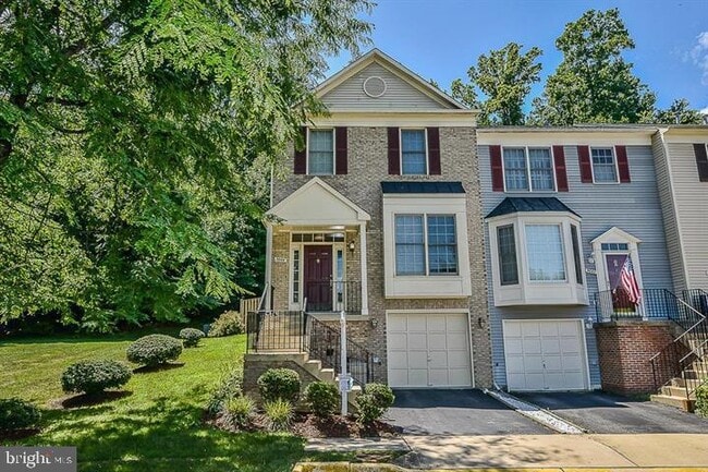 Building Photo - 9664 Dutchman Dr