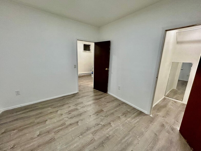 Building Photo - 618 Elizabeth Ave