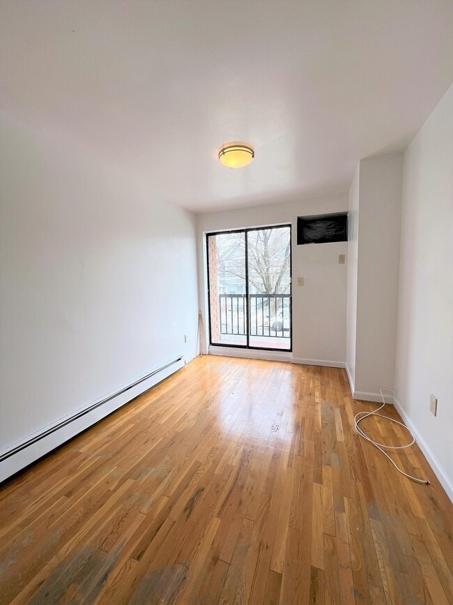 Building Photo - 52-16 94th St