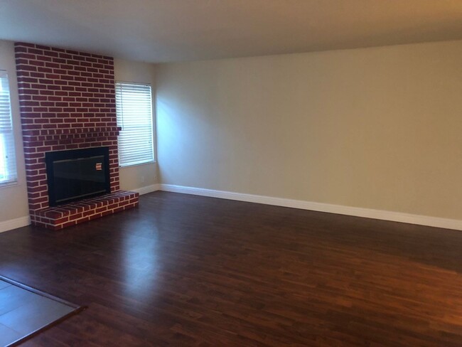 Building Photo - Cozy 3 Bedroom 2 Bath Home in Antioch!