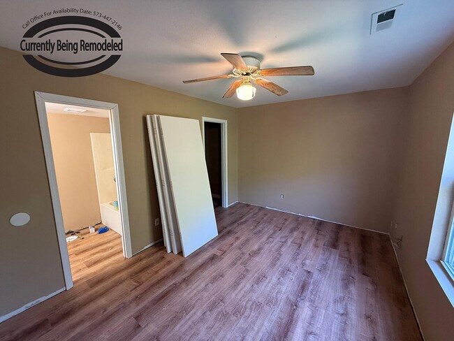 Building Photo - 1707 Hanover Blvd