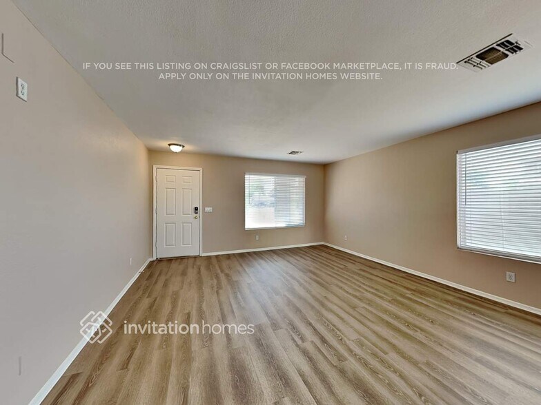 Building Photo - 14572 N 154th Ave