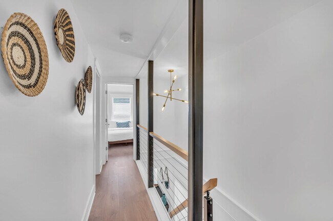 Building Photo - 1205 7th Ave