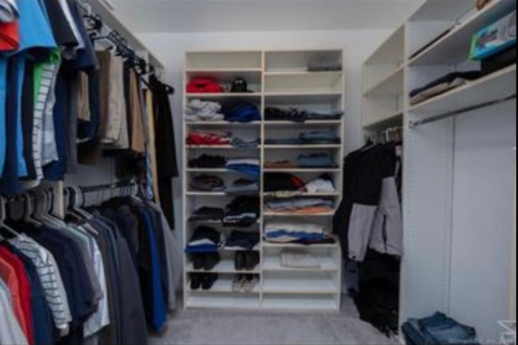 Building Photo - 705 Lake Ave