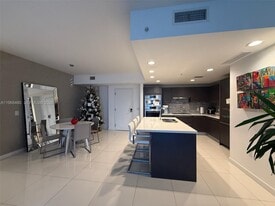 Building Photo - 7661 NW 107th Ave