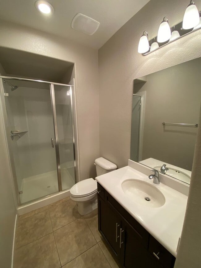 Building Photo - 3–4 Bedroom Solar Home in Rocklin – Office + Loft | Available Now