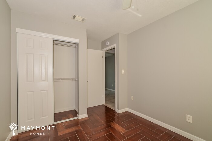 Building Photo - 1022 Saul Ct
