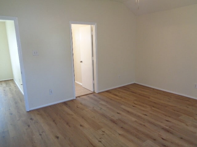 Building Photo - 1838 Strongs Ct