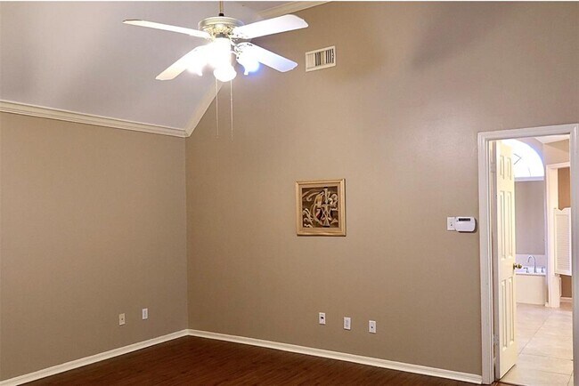 Building Photo - 16714 Rustic Colony Dr