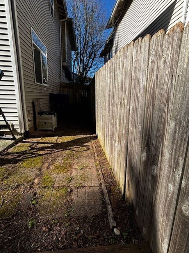 Building Photo - Lovely 3 Bedroom Home for Rent in Everett