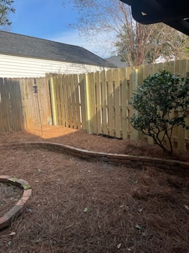 Building Photo - Quaint Townhome in the Heart of North Augusta