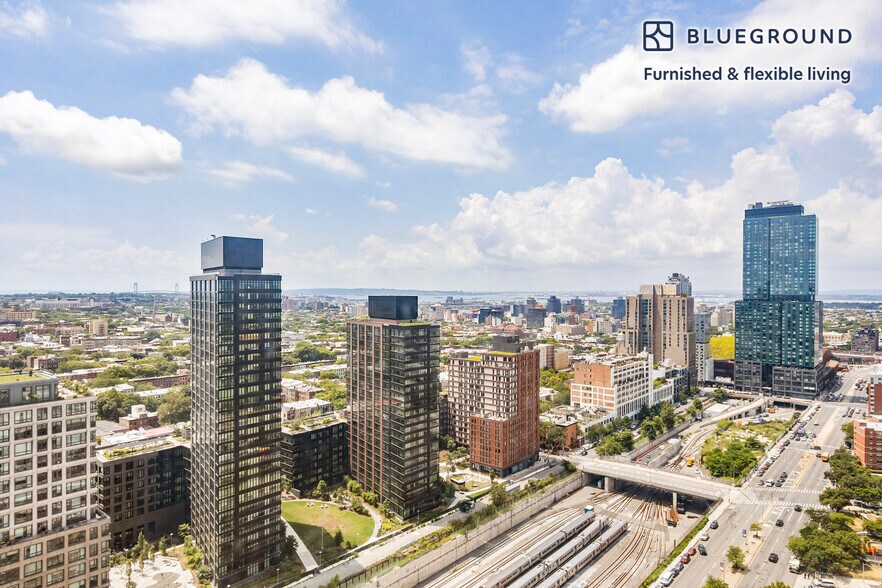 Building Photo - 545 Vanderbilt Ave