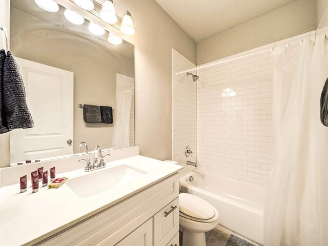 Building Photo - 6454 Cristo Ln