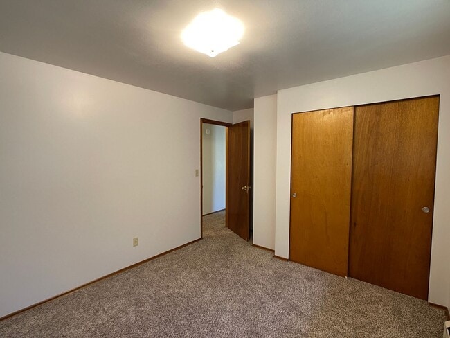 Building Photo - Spacious Home Right in the Heart of Covington!