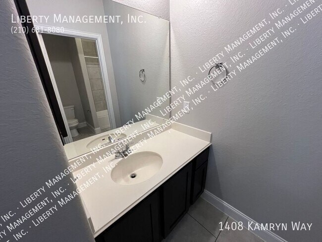 Building Photo - 1408 Kamryn Way