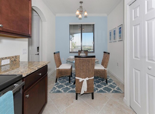 Building Photo - 17118 Vardon Ter