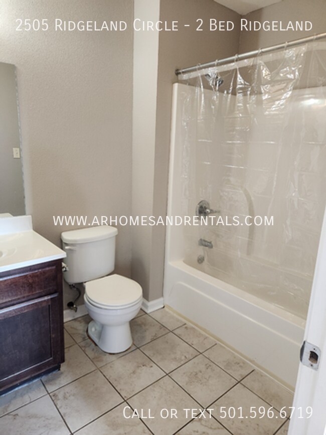 Building Photo - 2505 Ridgeland Cir