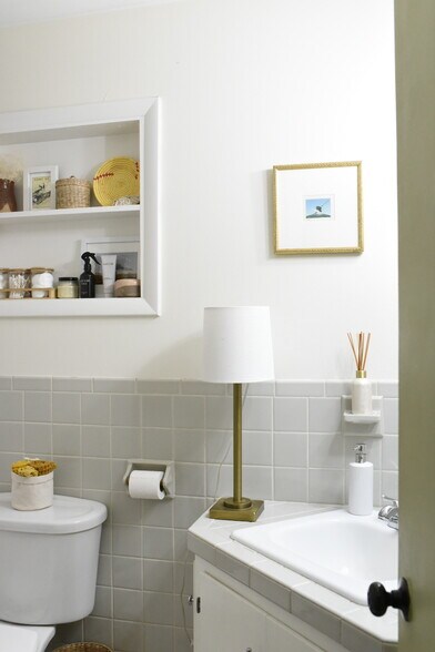 Building Photo - 1113 Ardmore Dr