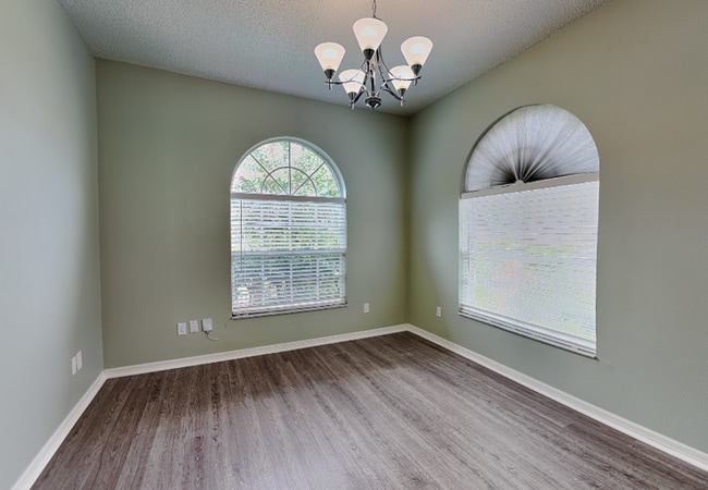 Building Photo - 9525 Southern Garden Cir