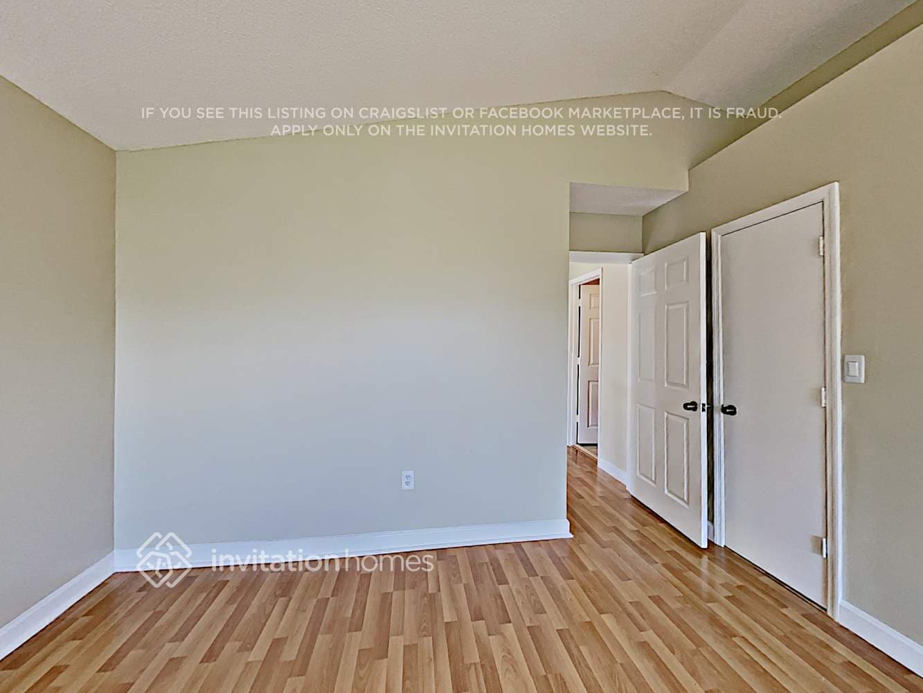 Building Photo - 15250 SW 51st St