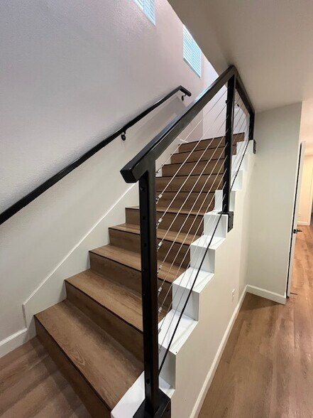 Building Photo - 2029 W Corvina Ave