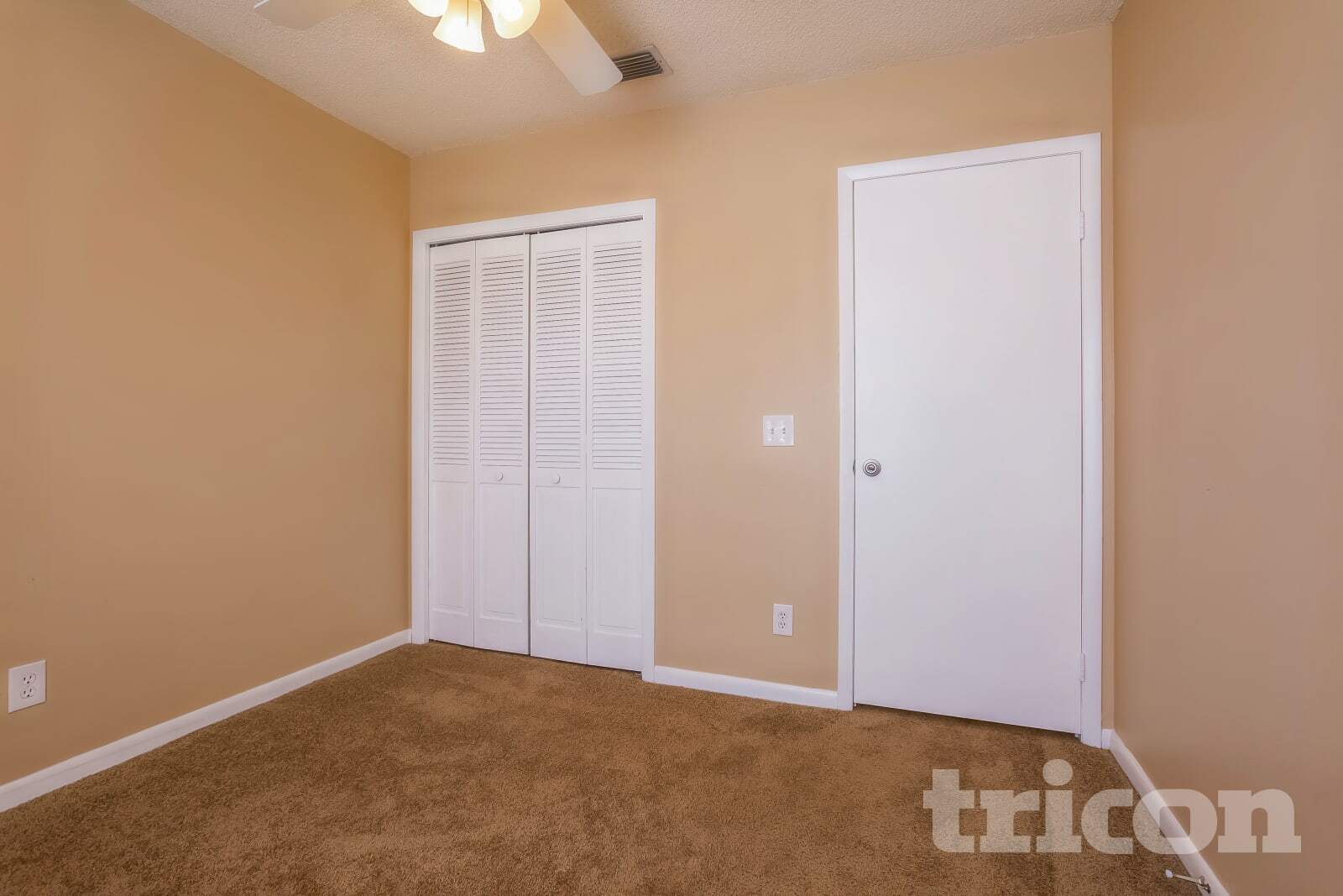 Building Photo - 4501 Cabbage Palm Dr