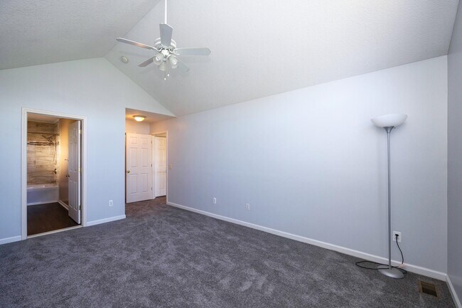 Building Photo - 7798 Greene Farm Dr