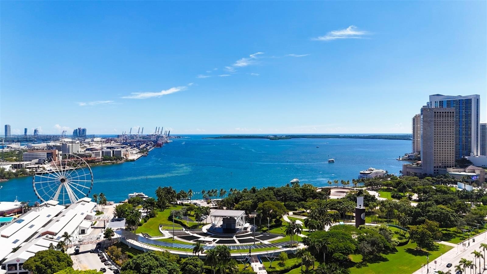 Building Photo - 300 S Biscayne Blvd