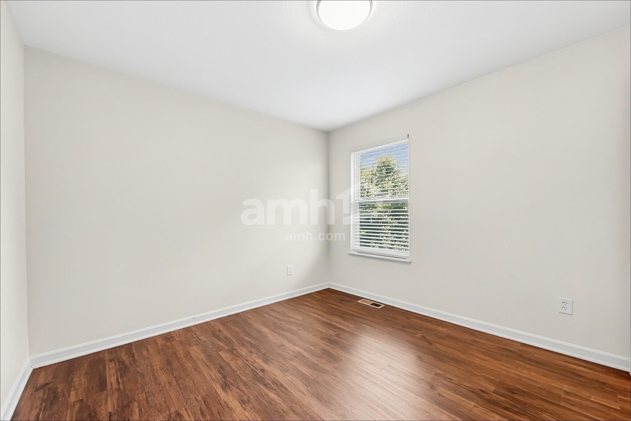 Building Photo - 5646 Shetland Ct