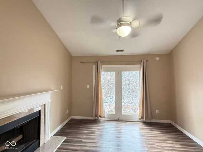 Building Photo - 7006 Long Run Dr