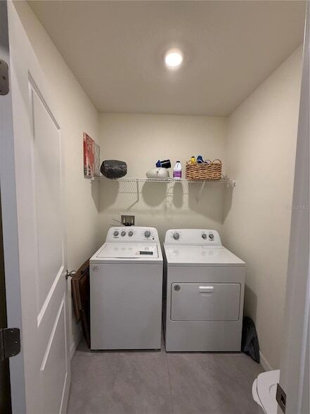 Building Photo - 33318 Hamilton Hl Ln