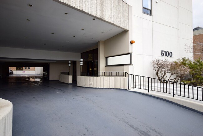 Building Photo - 5100 N Marine Dr