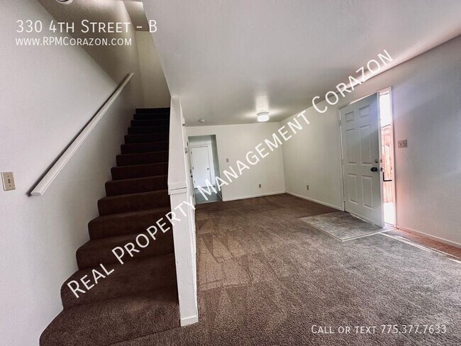Building Photo - 330 4th St