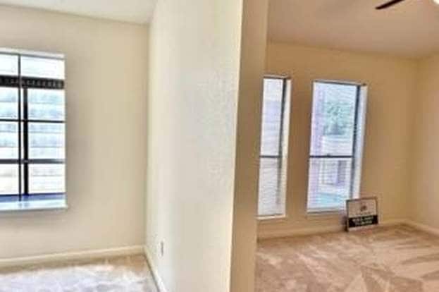 Building Photo - 8299 Cambridge St