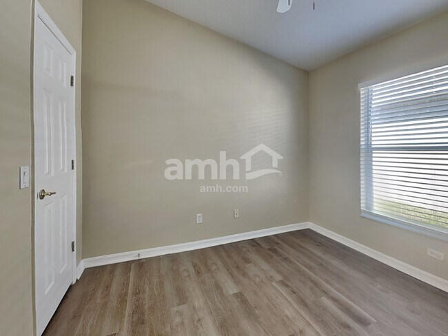 Building Photo - 8622 Tidal Bay Ln