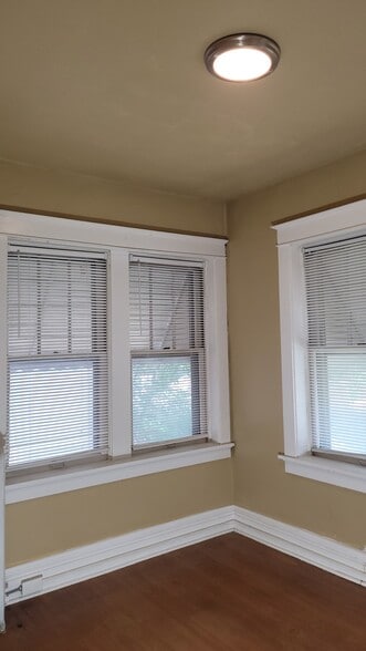 Building Photo - 3629 Wilmington Ave