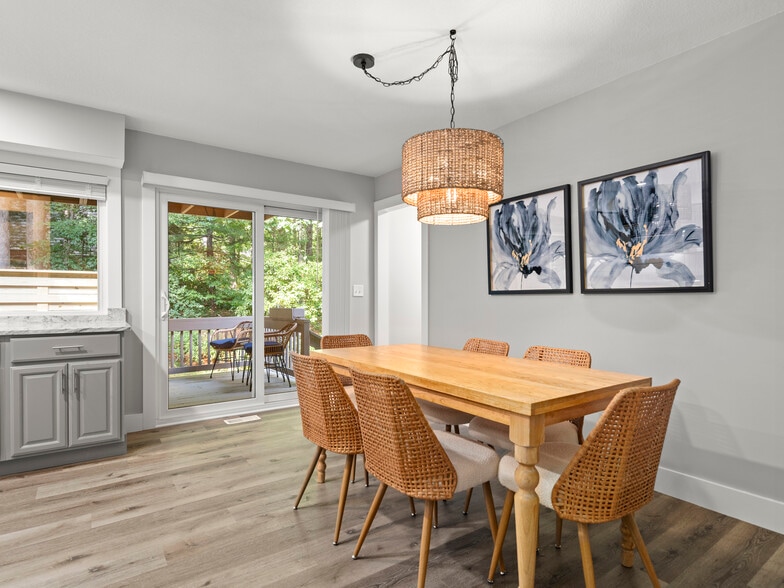 Building Photo - 28 Turnberry Dr