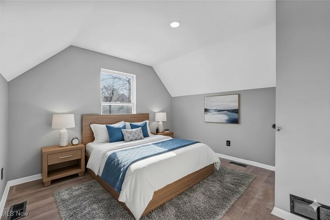 Building Photo - 12210 Oakland Ave