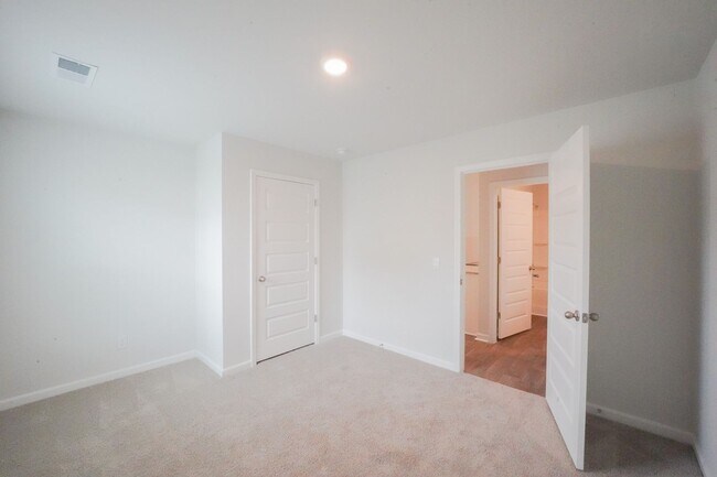 Building Photo - Available Soon!