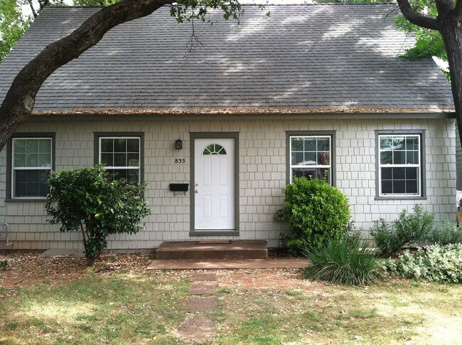 Primary Photo - Lovely Two Story Home Near Sacramento River.