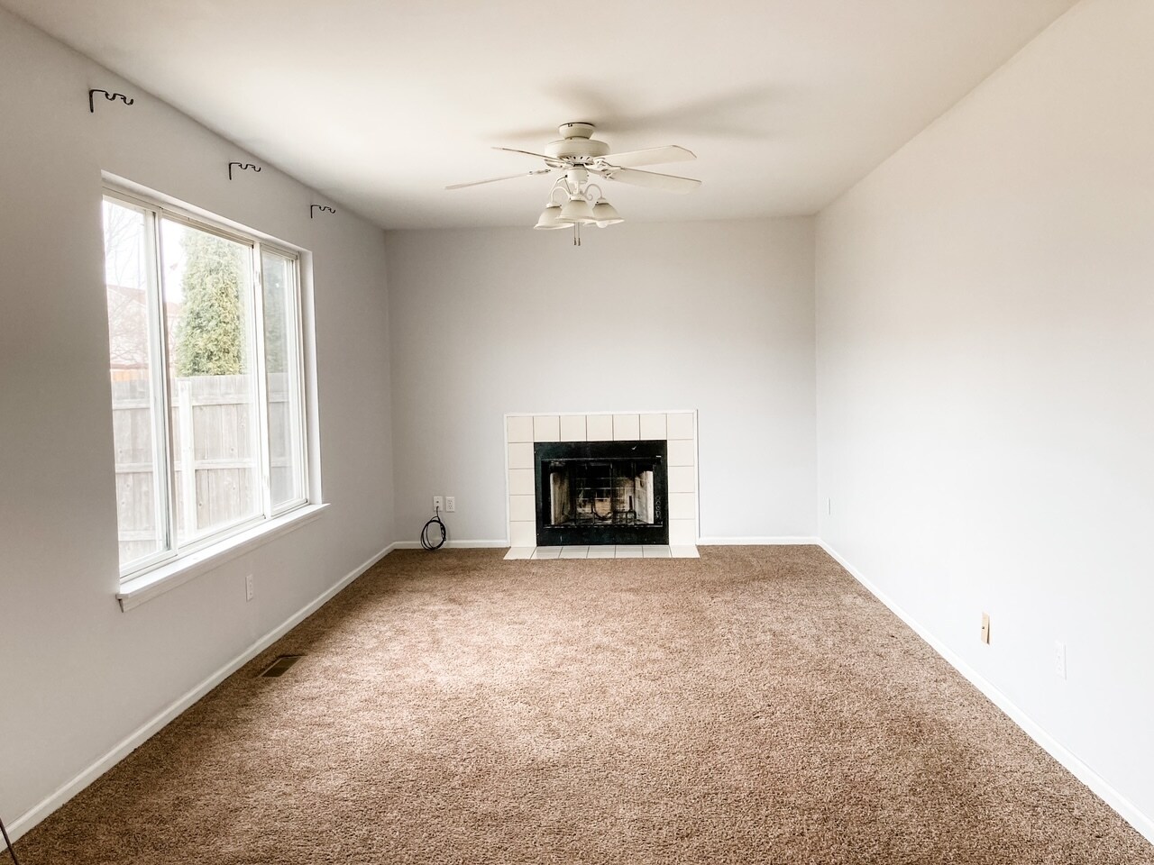 Living room - 10018 70th St