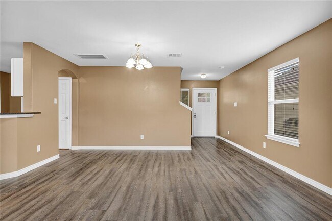 Building Photo - 13218 Ambrosa Dr