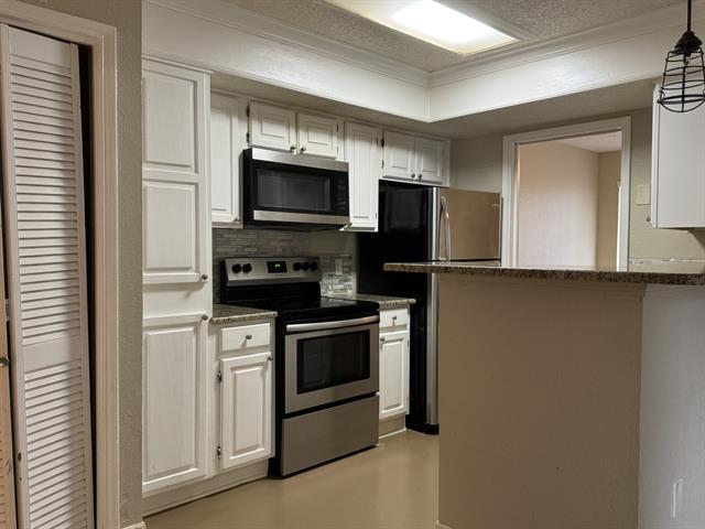 Building Photo - 2314 Bamboo Dr