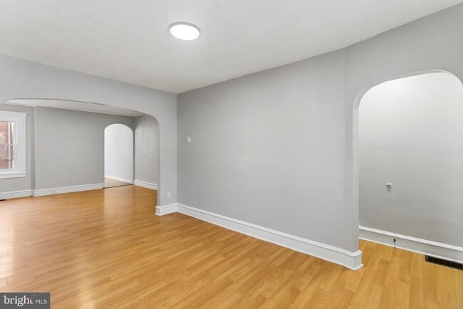 Building Photo - 71 Amboy Ave