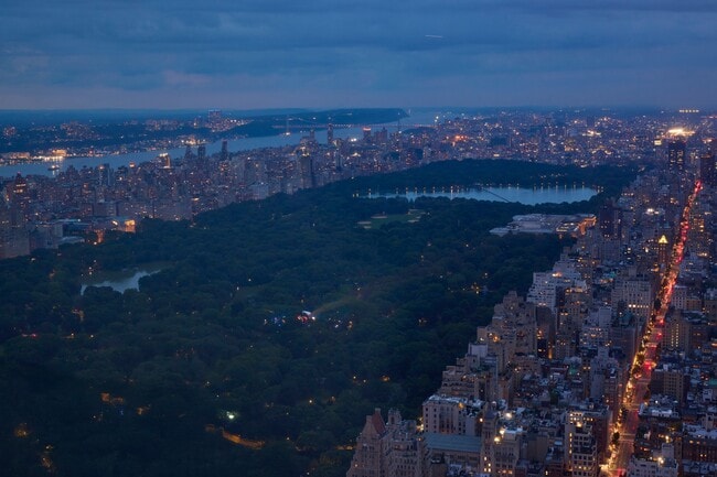 Building Photo - 432 Park Ave