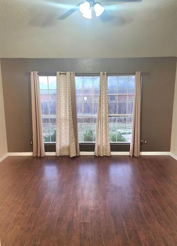 Building Photo - 931 Danforth Pl