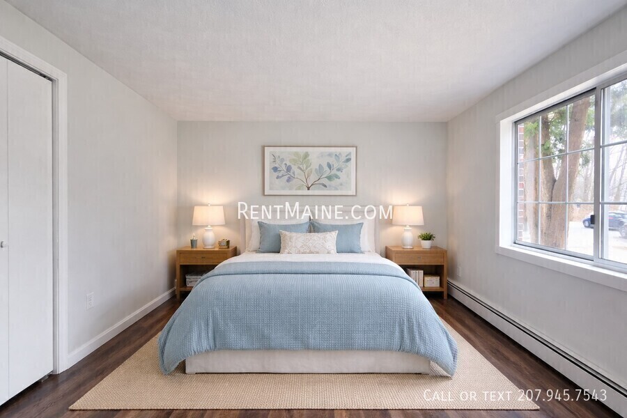 Building Photo - 20 Tall Pines Dr